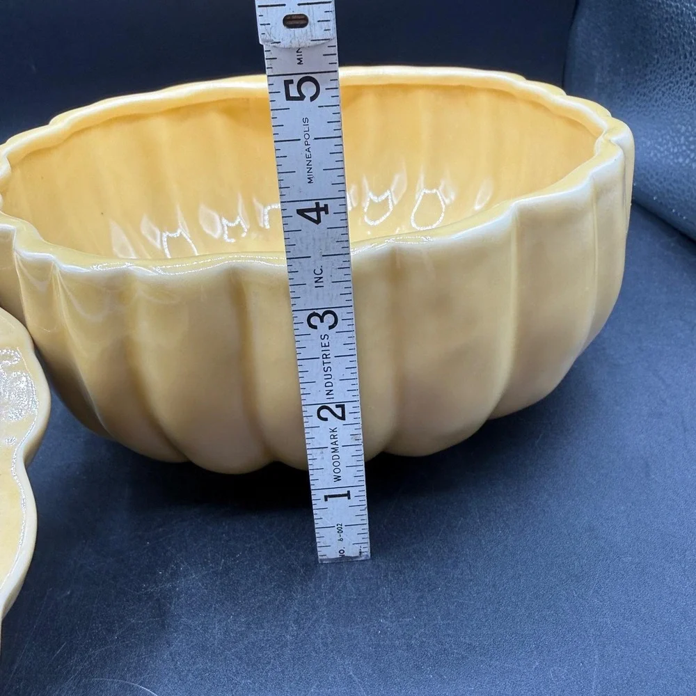 Williams Sonoma Large Pumpkin Soup Tureen Lidded Bowl Harvest Yellow Ceramic